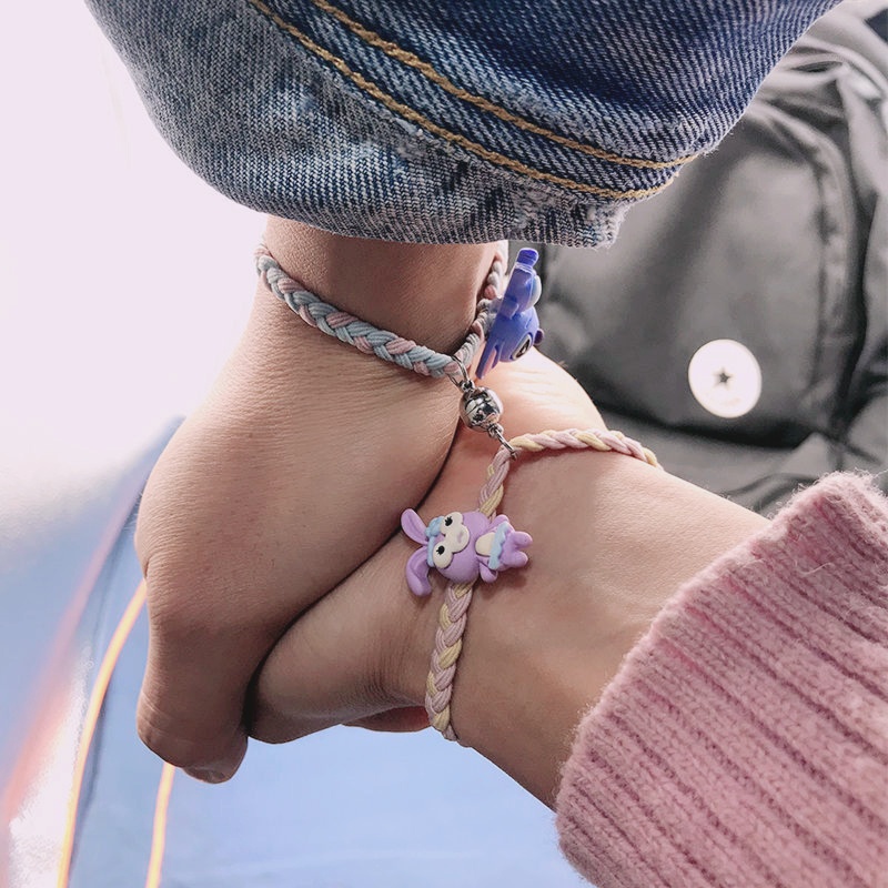 1 Cặp vòng tay mặt thỏ hoạt hình có chuông từ tính cho cặp đôi