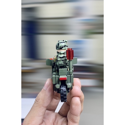 Non lego moc moto xanh