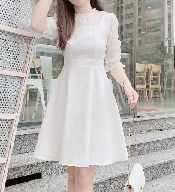 Đầm trắng voan cổ dáng xòe dịu dàng nữ tính