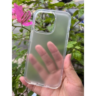Ốp lưng iphone 14 pro trong suốt lưng nhám mờ hiệu likgus chính hãng