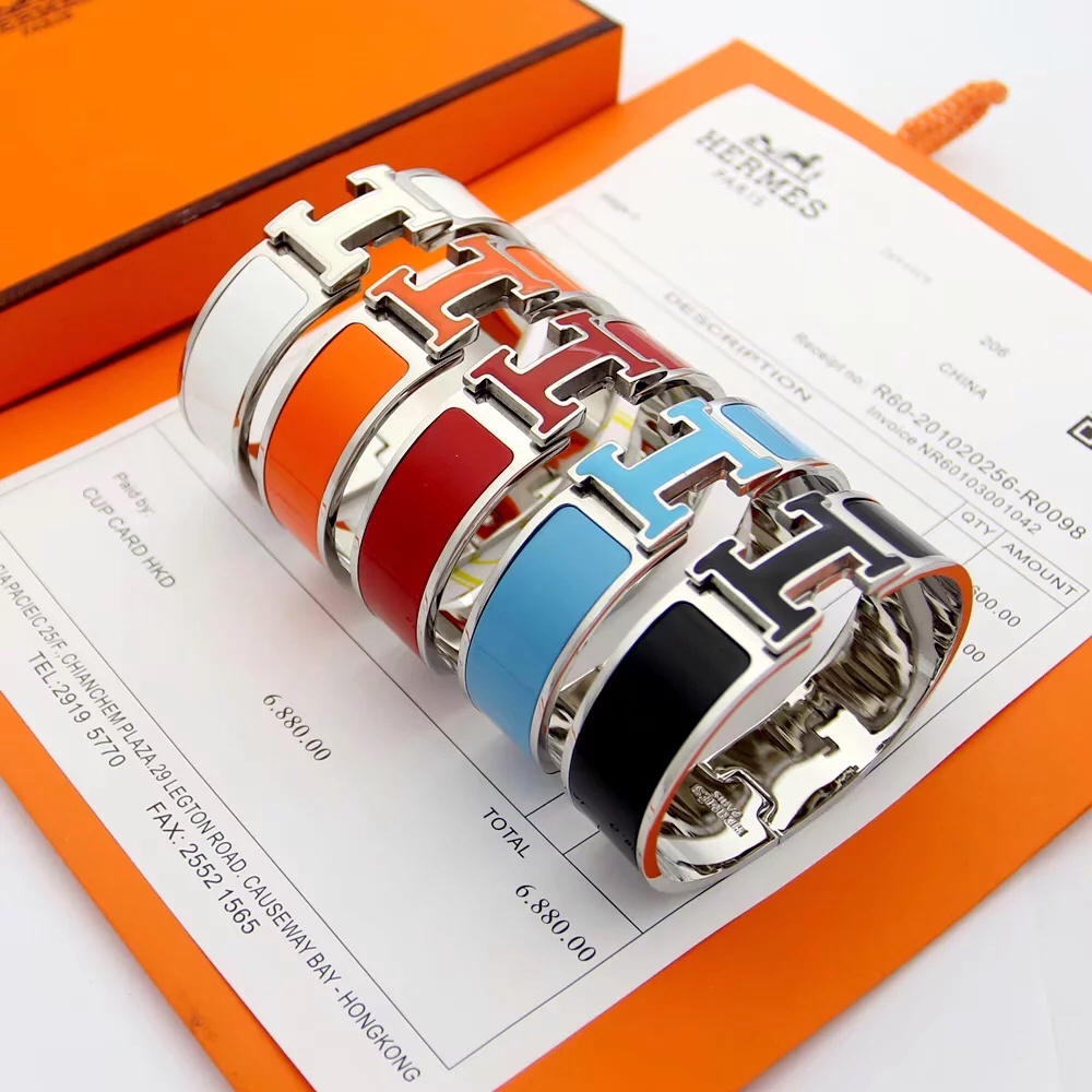 Vòng Đeo Tay Bằng Thép Không Gỉ 18mm Có Khóa Chữ H Vòng tay