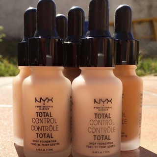 Kem Nền Nyx TOTAL CONTROL DROP FOUNDATION