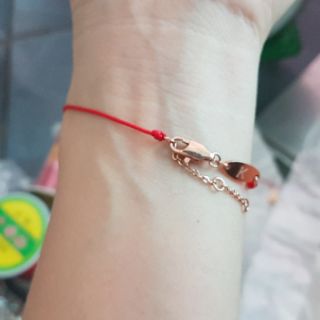 Vòng tay chỉ đỏ may mắn