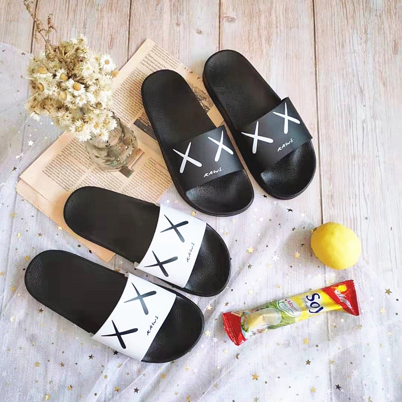 Dép quai ngang in họa tiết hoạt hình Kaws Sesame Street thời trang cho các cặp đôi