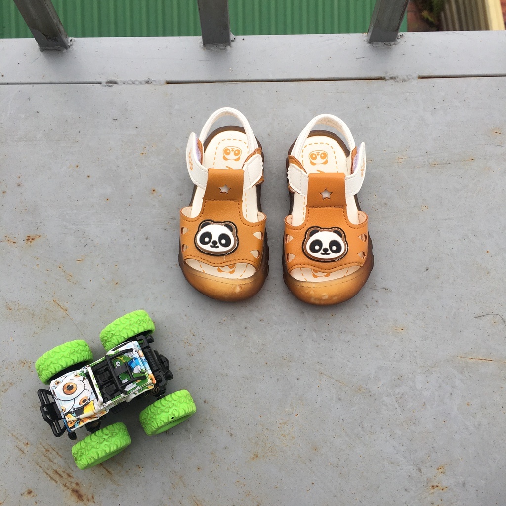 Dép sandal Quảng Châu cao cấp có đèn LED cao cấp A-3 cho bé 1-6 tuổi