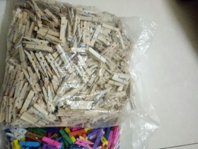 1 bịch 1000 kẹp gỗ