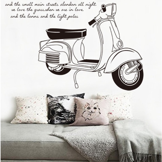 Decal trang trí tường - Chiếc xe vespa đen