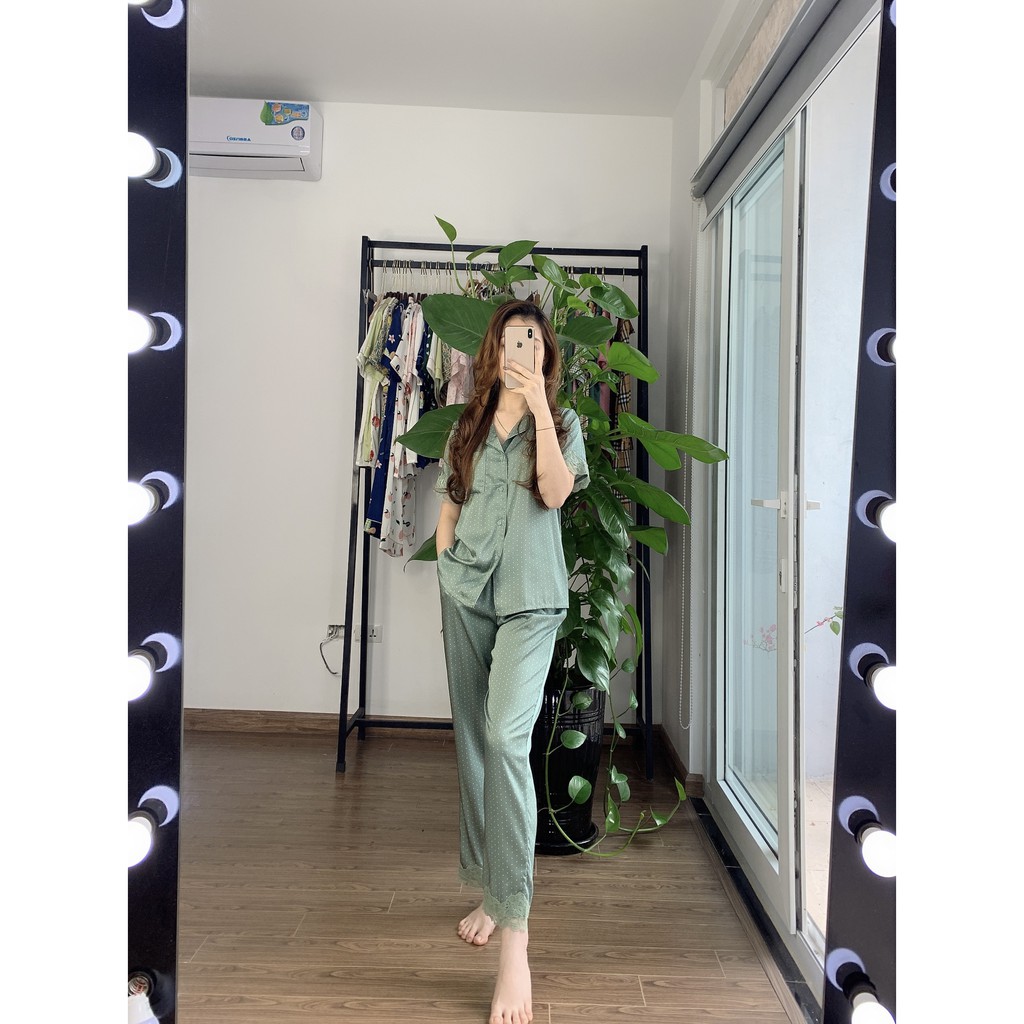 Bộ Pijama lụa NOHK cao cấp mặc nhà cộc tay quần dài chấm bi phối ren