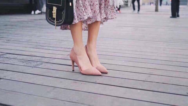 Giày cao gót khoét eo da lộn - 7P