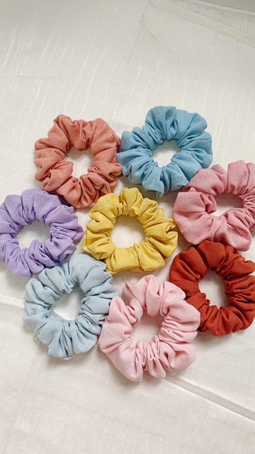 Scrunchies thêu tên theo yêu cầu