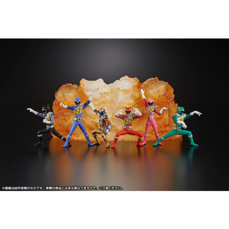 Bộ mô hình HG siêu nhân Kyoryuger