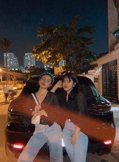 Sơ mi chấm bi cách điệu