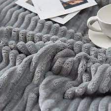 Chăn kẻ tăm nhung tuyết, lông tuyết Blanket hè thu 2 lớp dùng được 4 mùa mẫu mới 2021