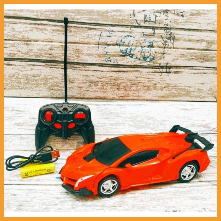 Ô tô đồ chơi, Ô tô điều khiển từ xa biến hình Robot có đèn, Robot biến hình đa năng