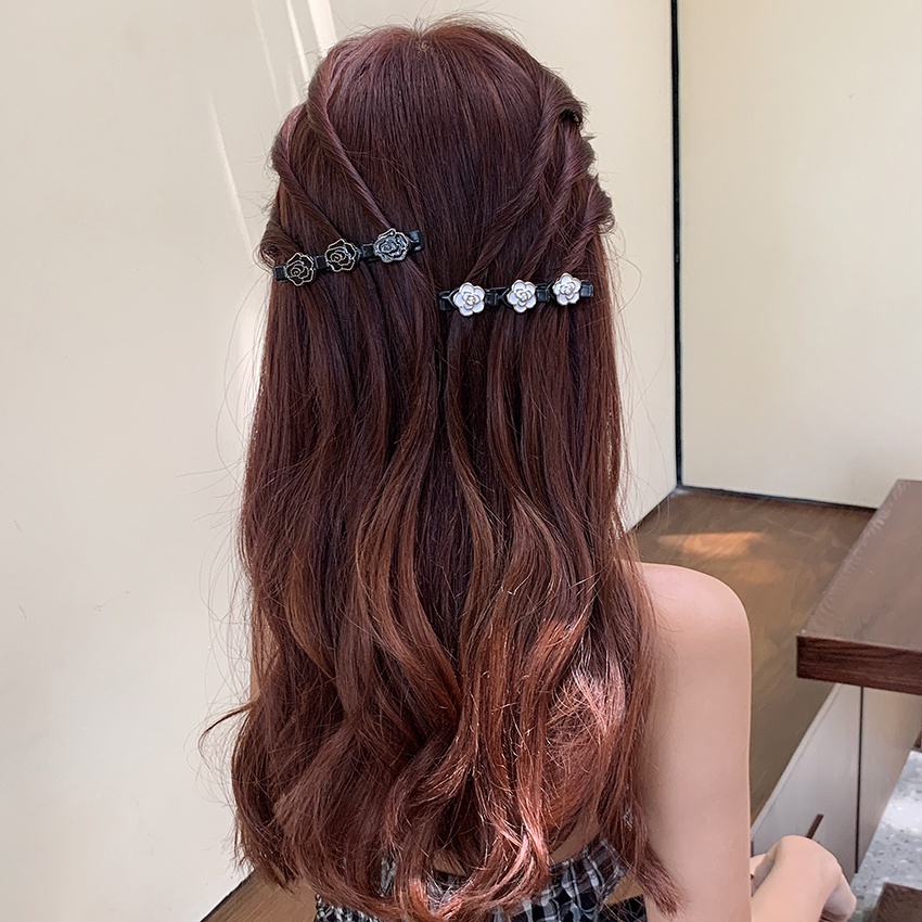 Kẹp Tóc Hình Cỏ Ba Lá Đính Đá Và Ngọc Trai Lấp Lánh Phong Cách Hàn Quốc Thanh Lịch Dành Cho Bạn Nữ