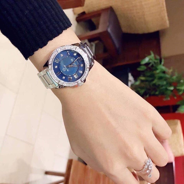 Bulova Marine Star 96R215 - với nền Midnight Blue cực đẹp. Điểm 29 viên kim cương viền + điểm giờ. Case 32