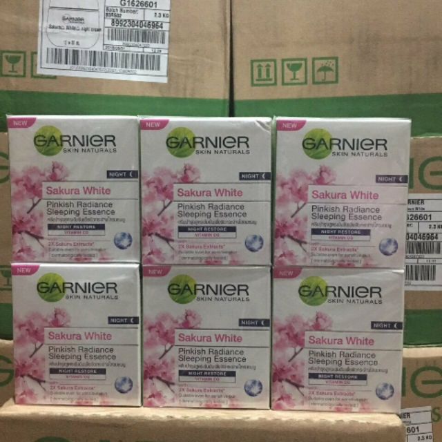 Kem dưỡng da mặt ban đêm Garnier sakura white trắng da giảm lão hóa da( có cả ban ngày, lấy ngày thì nt cho shop bít nhé