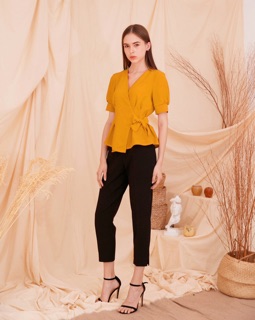 Áo tay phồng nơ eo thiết kế