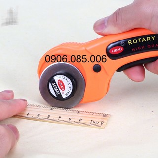 Dao cắt vải cầm tay.(ảnh thứ 2 nhé khách).