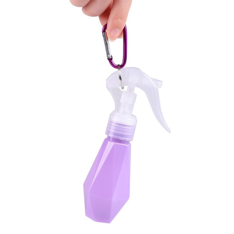 1 Bình Xịt 60ML Hình Viên Kim Cương Bằng Nhựa Bền Đa Năng Có Móc Khóa Màu Sắc Ngẫu Nhiên