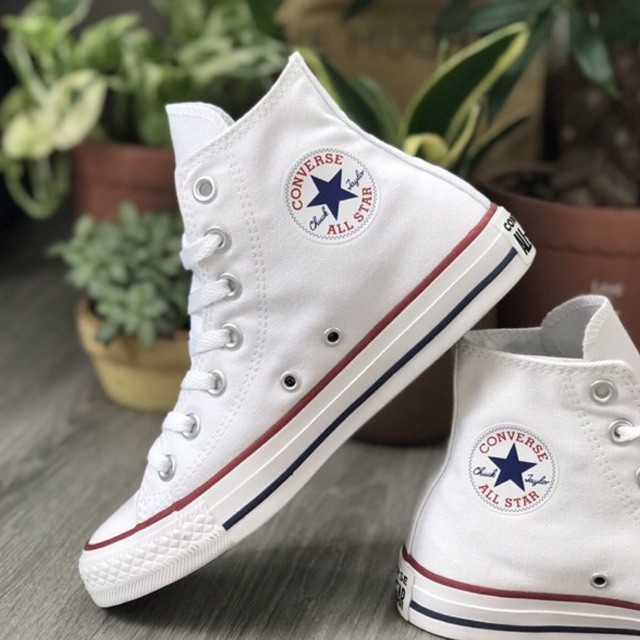 Giày Converse Chính Hãng Trắng Classic cổ cao ( Hàng trưng bày Store)