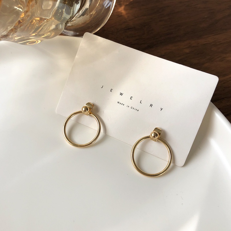 Khuyên Tai Hợp Kim Mạ Vàng Đơn Giản Thời Trang Cho Nam Và Nữ