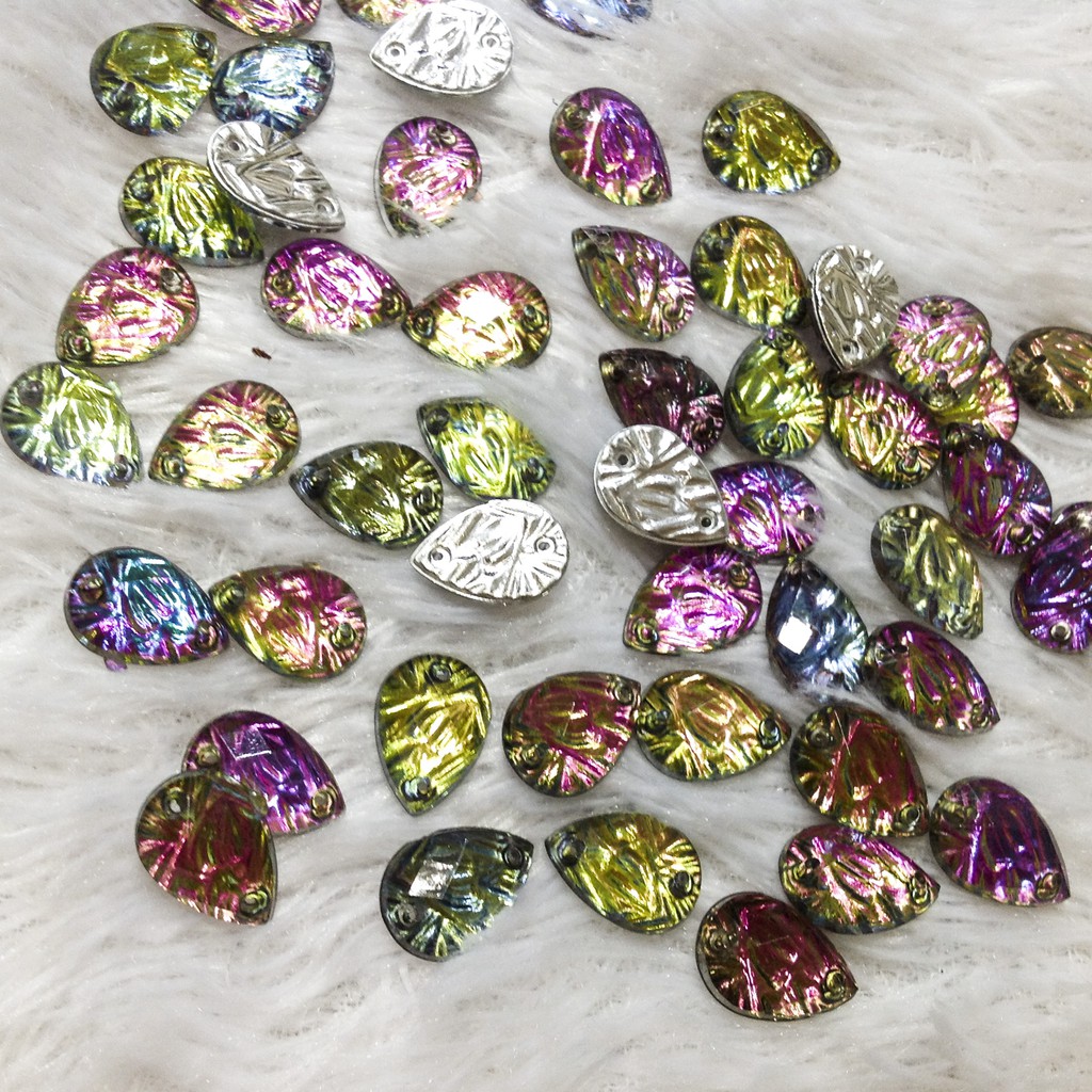 Hạt đá kết áo 3d acrylic hình giọt nước ánh 7 màu cao cấp size 1.4cm trang trí trang phục