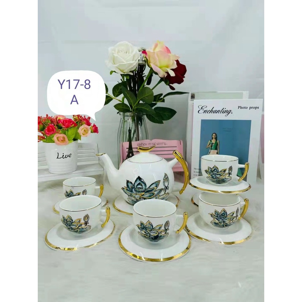 Bộ ấm chén sứ trắng hoa sen viền vàng