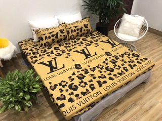 Bộ ga - gối thương hiệu LV