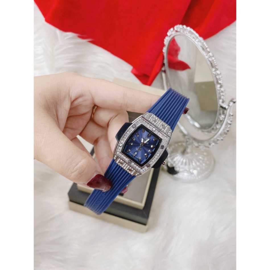 ĐỒNG HỒ NỮhublot dây cao su non cao cấp thời đeo cực sáng tay thời thượng bắt mắt, bảo hành 12 tháng