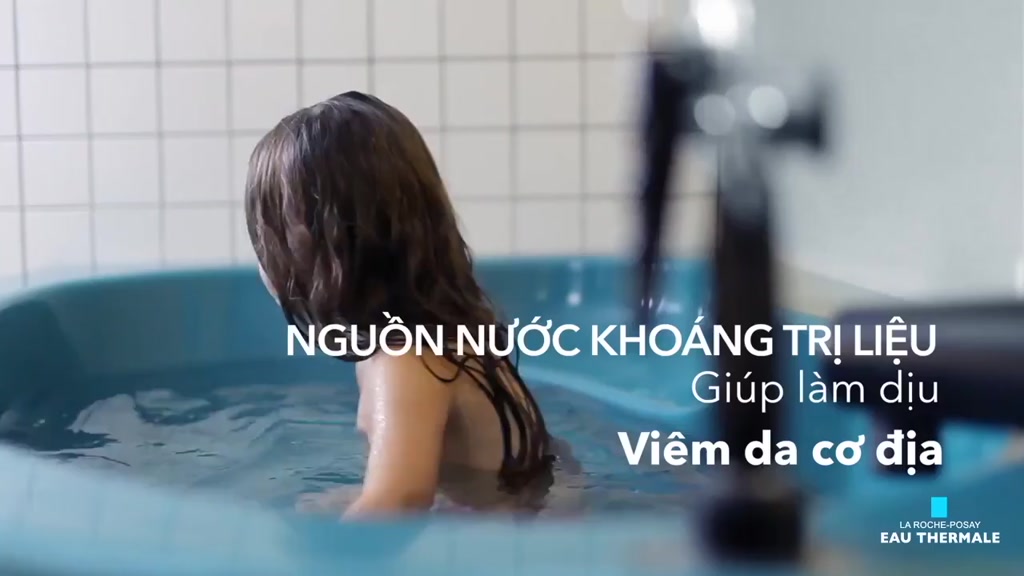 Xịt Khoáng Làm Dịu Và Bảo Vệ Da La RochePosay Thermal Spring Water 300ml 💦💦💦 | BigBuy360 - bigbuy360.vn