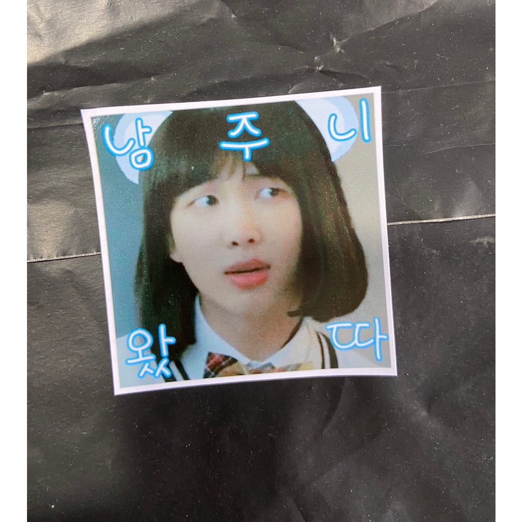 Sticker gói hàng BTS chữ Hàn Quốc