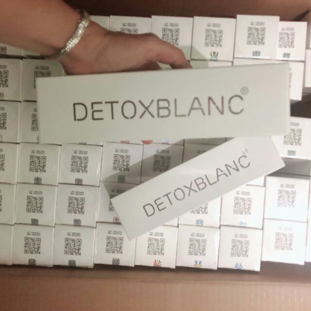 Sữa tắm thoải độc DETOXBLANC