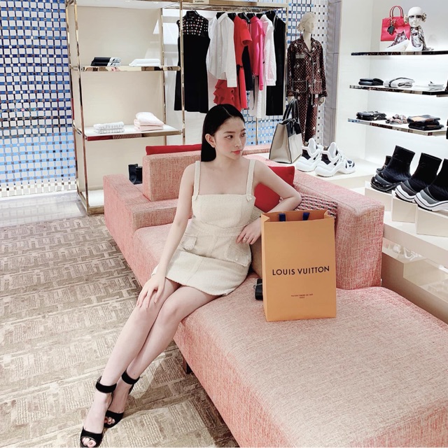 Váy dạ tweed