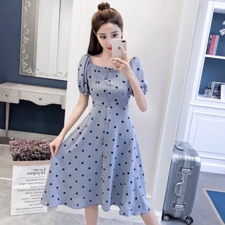Váy chấm bi xanh trắng