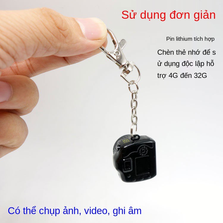 Máy ảnh không màn hình nhỏ và xinh xắn có thể dùng làm quà tặng sinh nhật cho các bạn cùng lớp. quay phim kỹ