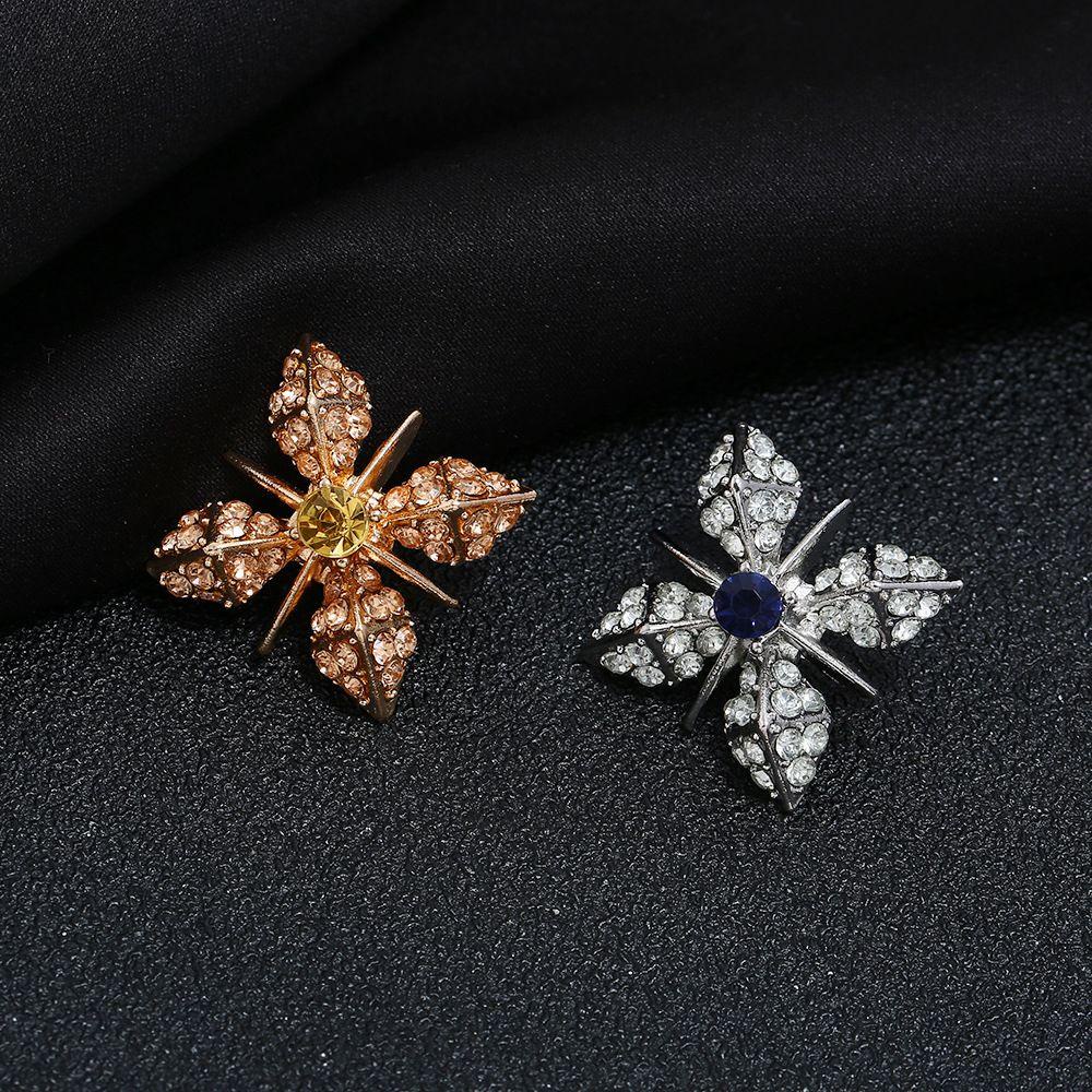 Huy Hiệu Cài Áo Hình Thánh Giá Sang Trọng Cho Nam