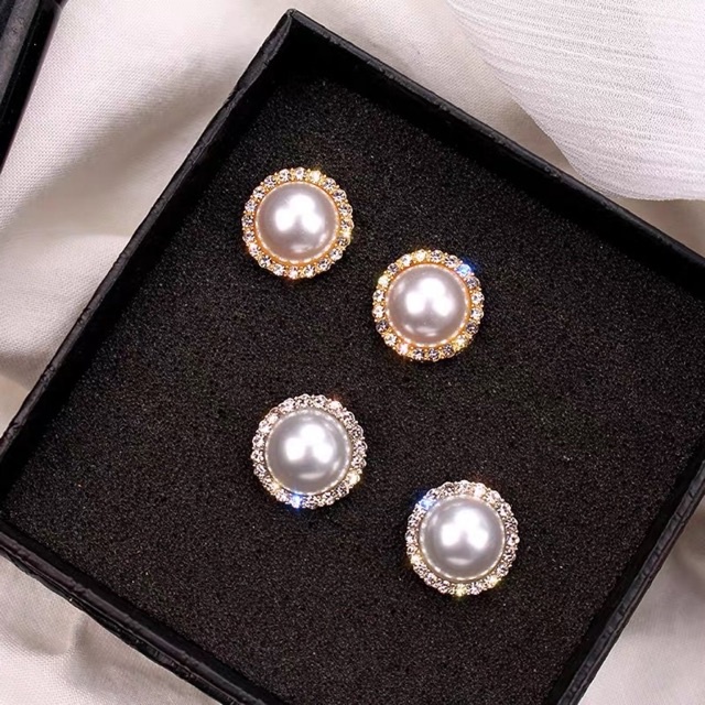 bông tai hạt châu viền đá sang chảnh