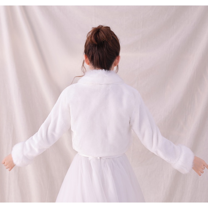 Áo choàng lông cho cô dâu màu đông loại có tay hàng đẹp, Giá chỉ 180k | BigBuy360 - bigbuy360.vn