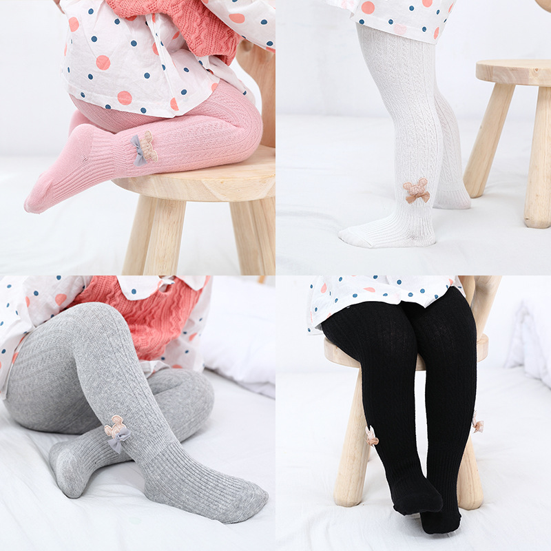 Quần tất họa hình xinh xắn dành cho bé gái