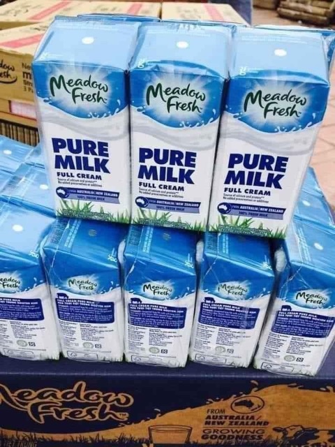 Sữa tươi meadow fresh - full cream