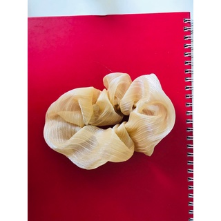 Scrunchies buộc tóc xinh xắn