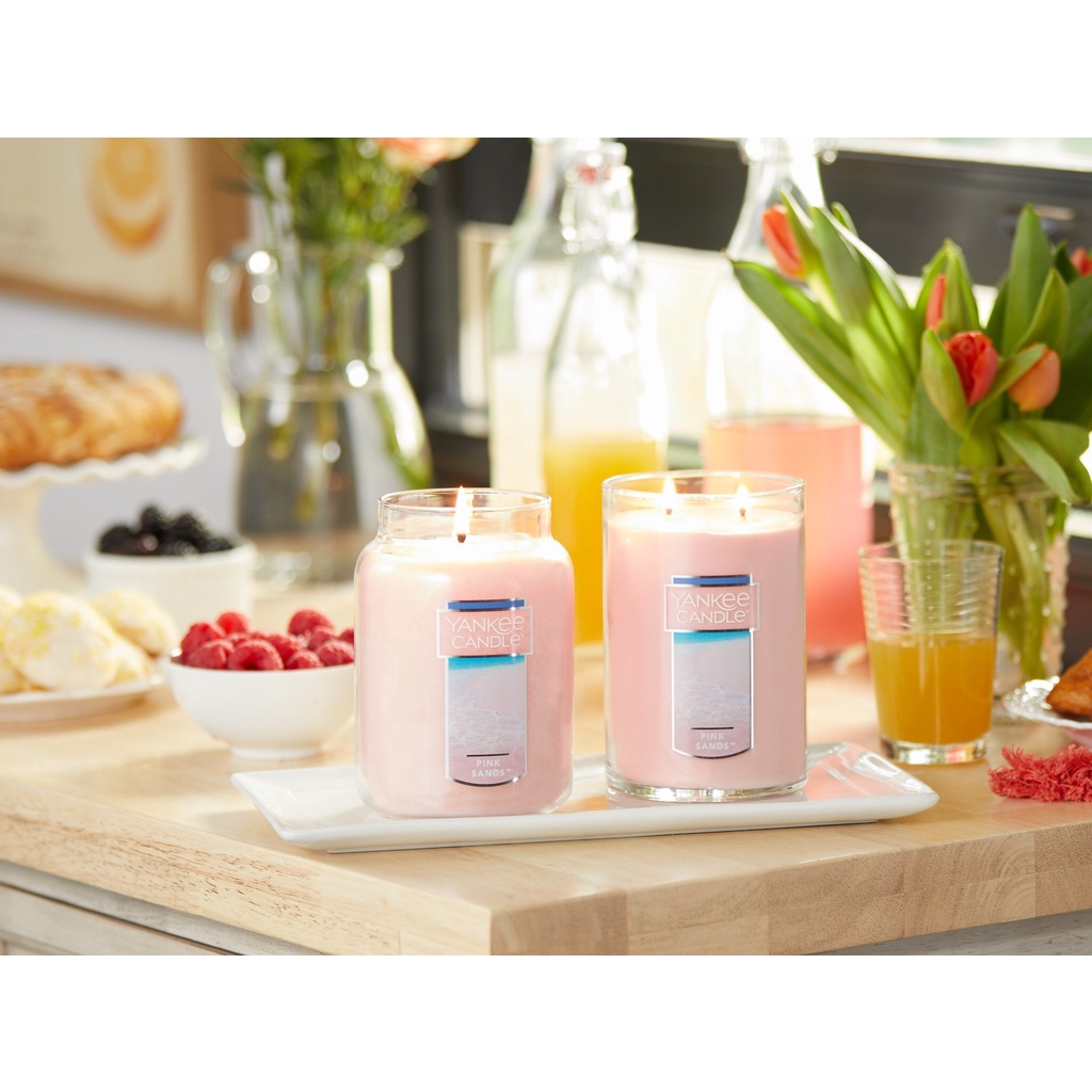 Nến thơm Yankee Candle Hũ L 623g Pink Sands - label lớn