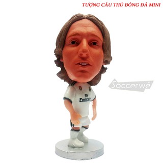 Tượng cầu thủ bóng đá Modric