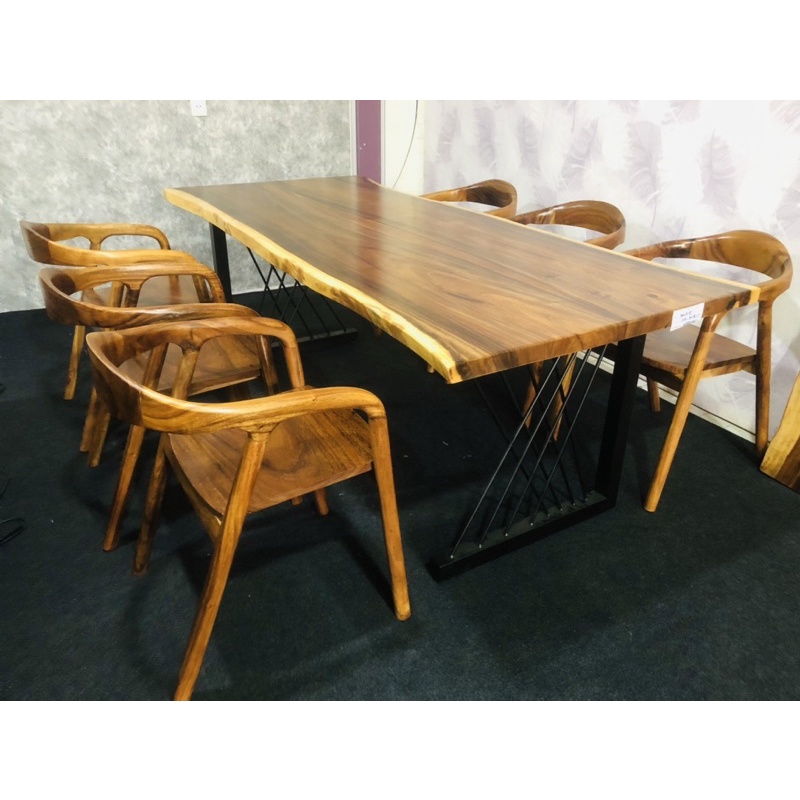 Bàn ăn gỗ me tây  không kèm ghế