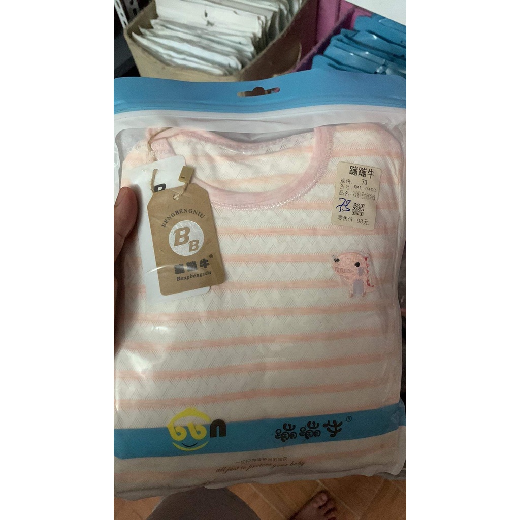 Bộ quần áo cộc tay KOADEAR  vải sợi tre cho bé đính KHỦNG LONG
