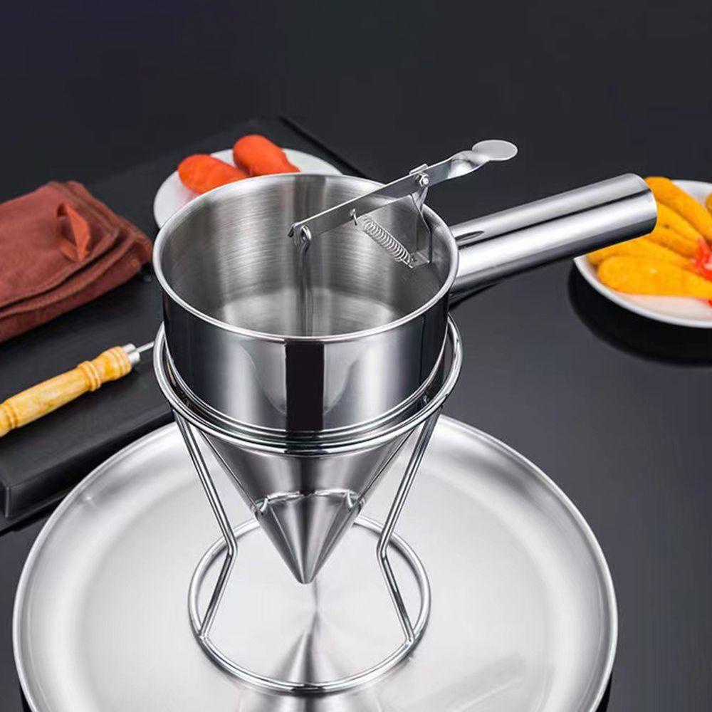 Bình Đựng Bột Làm Bánh Pancake Bằng Thép Không Gỉ Kèm Giá Đỡ Tiện Dụng