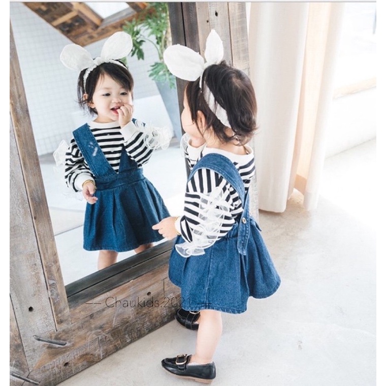 Set yếm váy bò kèm áo kẻ ngang cho bé gái