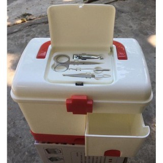 HỘP ĐỰNG THUỐC GIA ĐÌNH 3 TẦNG
