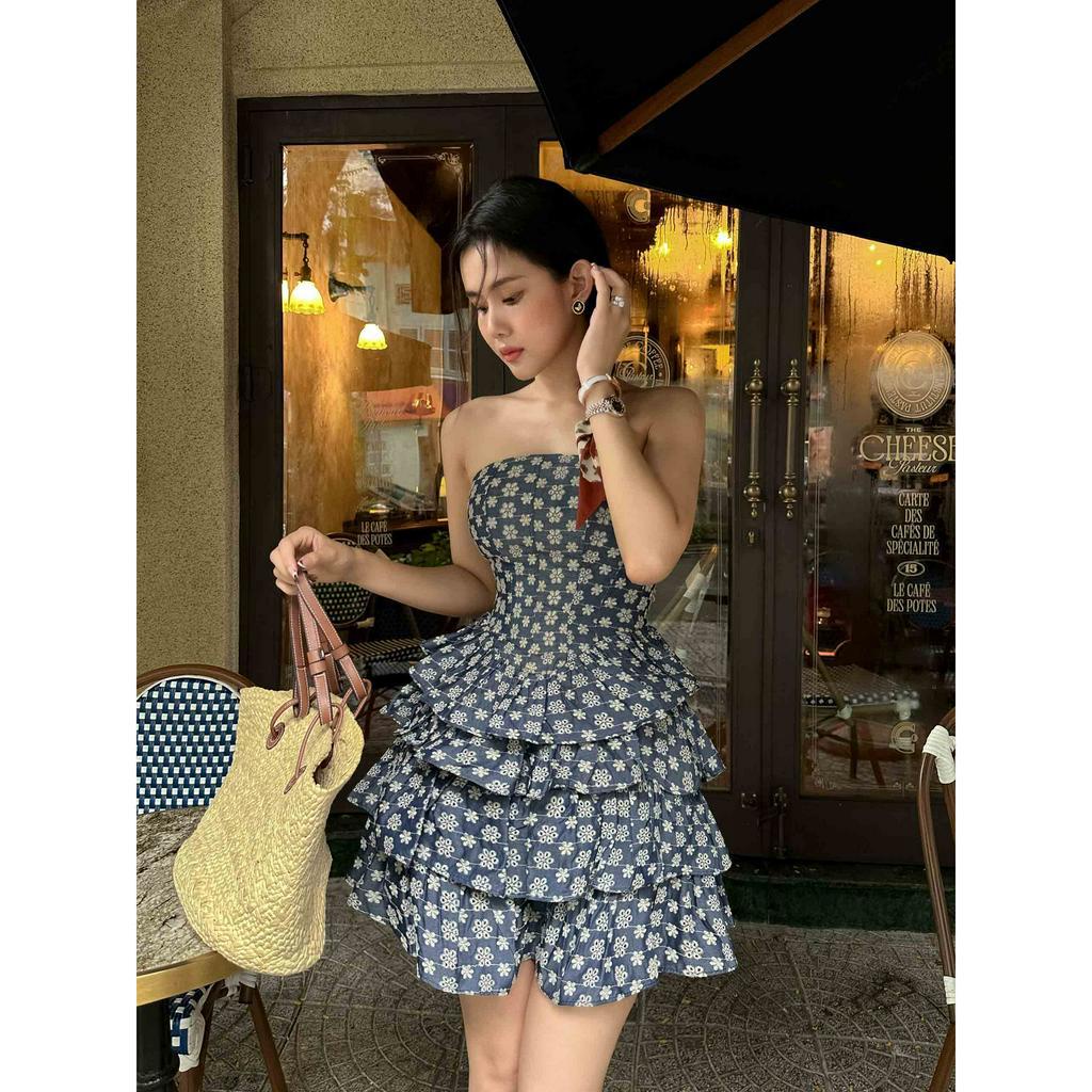 Đầm Nữ Ngắn Strapless Flower On Pattern, Chất Vải Denim Thêu Thoải Mái, WDN041-01,SOMEHOW